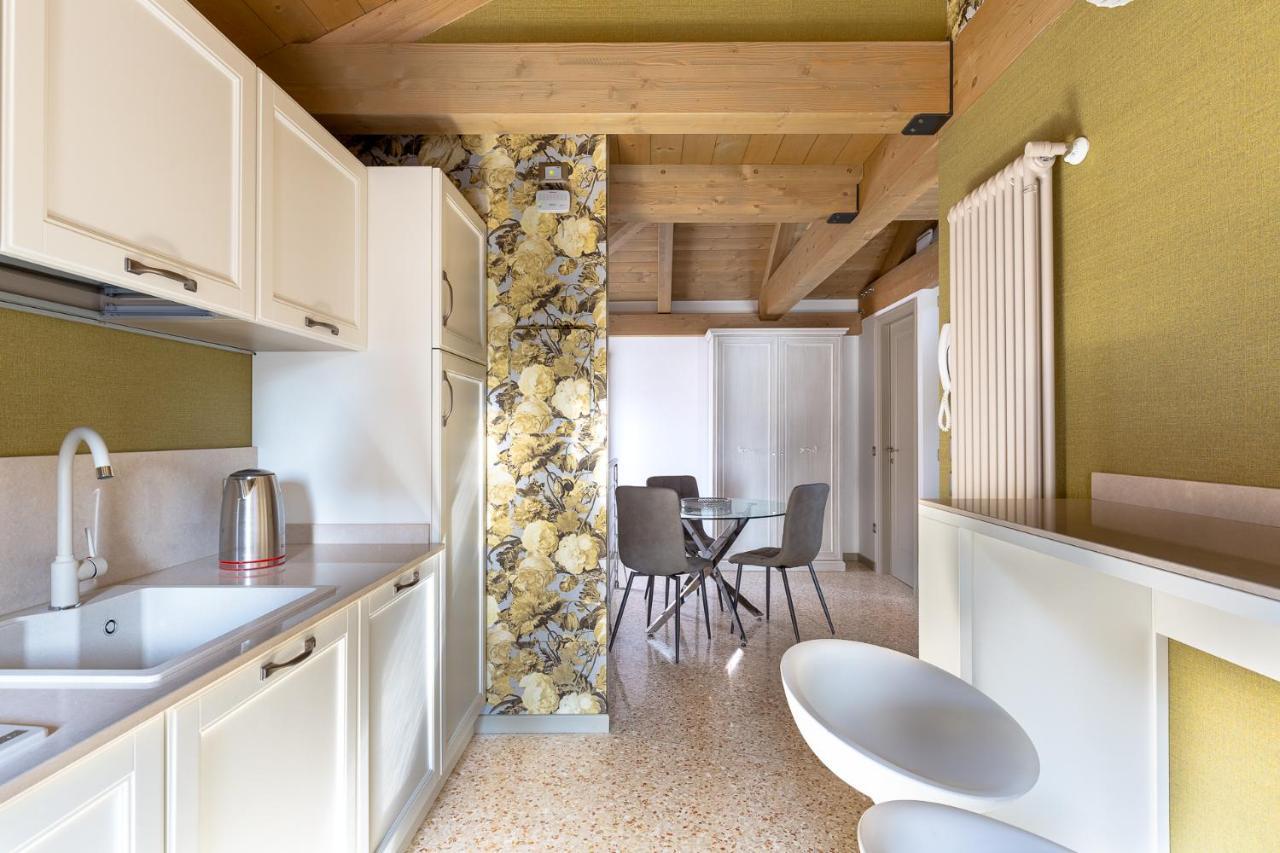 Ca' Cappello Venice Apartment 2 With Canal View Dış mekan fotoğraf