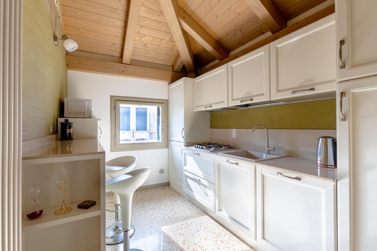 Ca' Cappello Venice Apartment 2 With Canal View Dış mekan fotoğraf