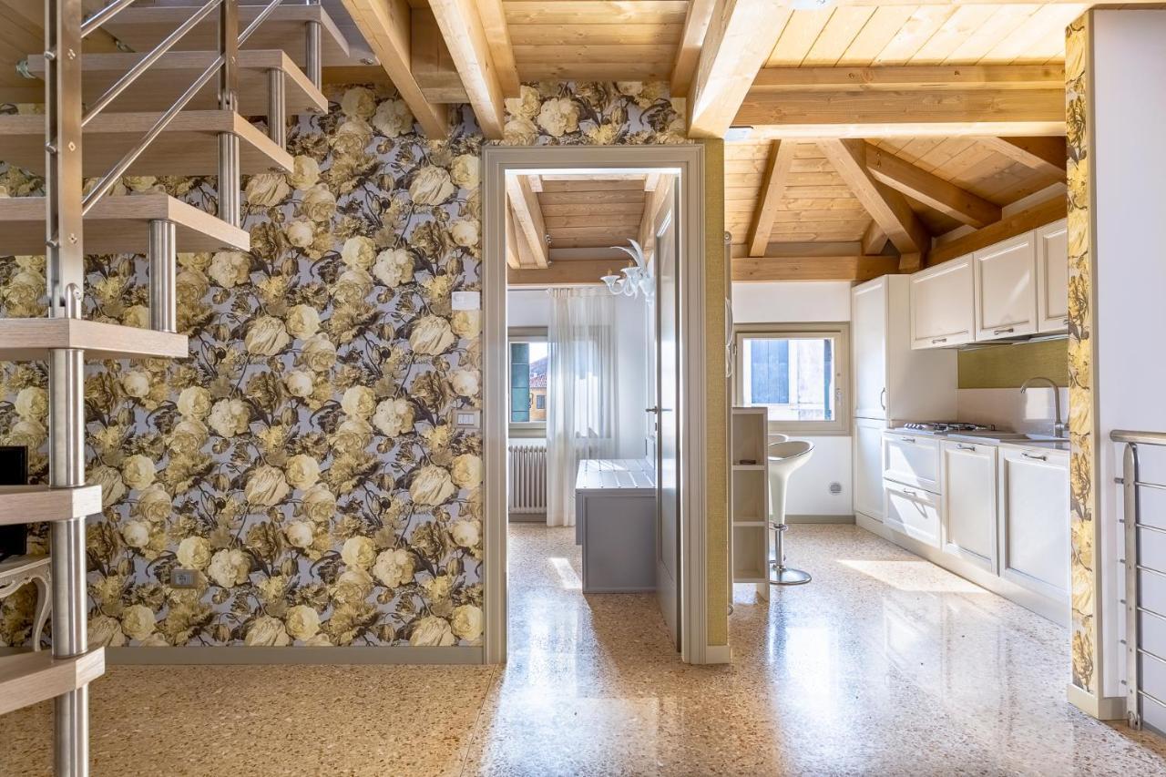 Ca' Cappello Venice Apartment 2 With Canal View Dış mekan fotoğraf