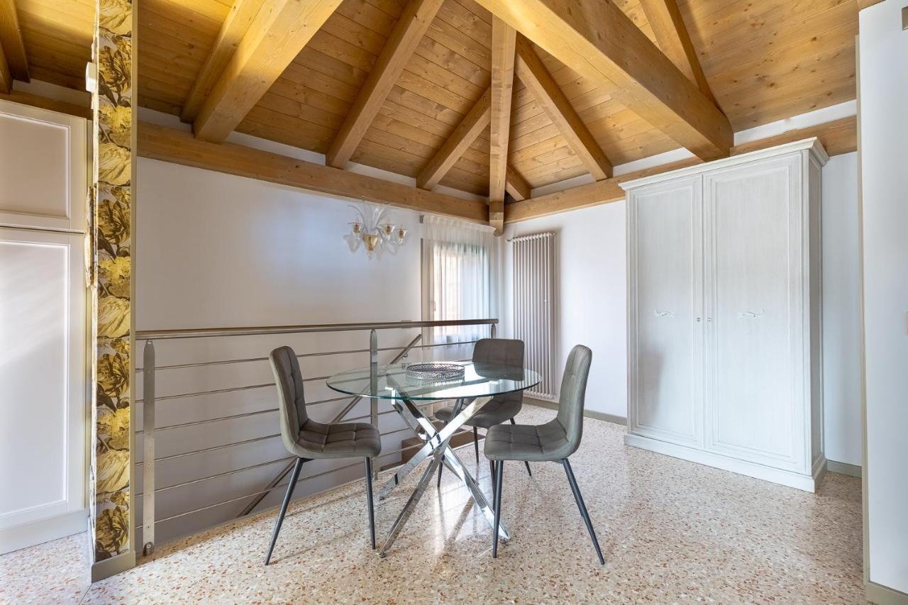 Ca' Cappello Venice Apartment 2 With Canal View Dış mekan fotoğraf