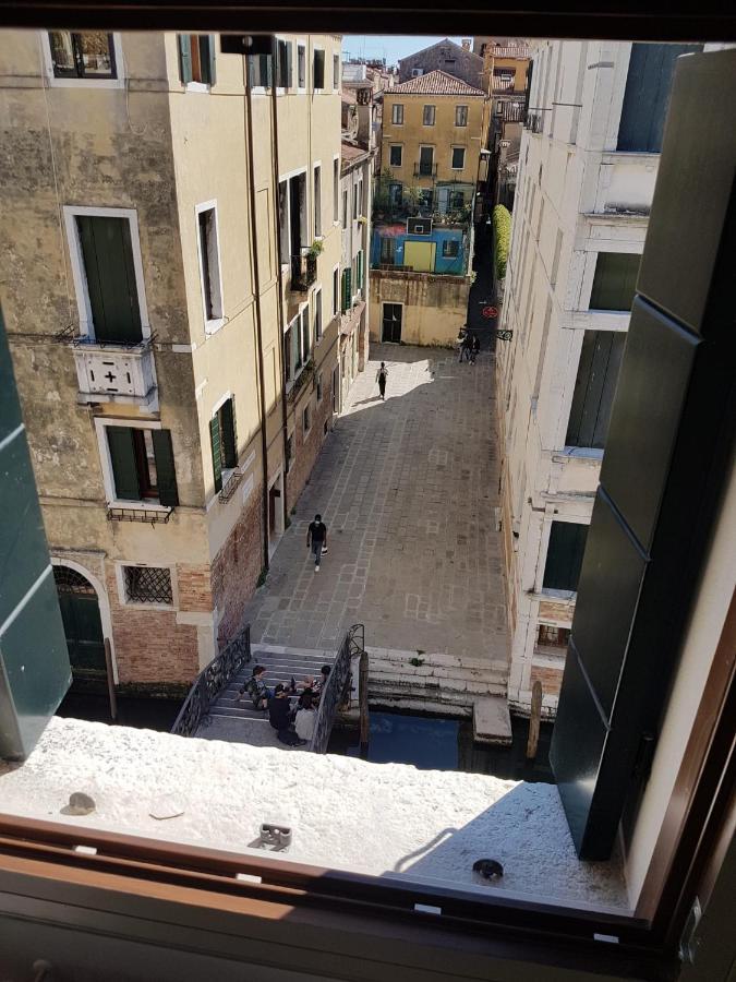 Ca' Cappello Venice Apartment 2 With Canal View Dış mekan fotoğraf