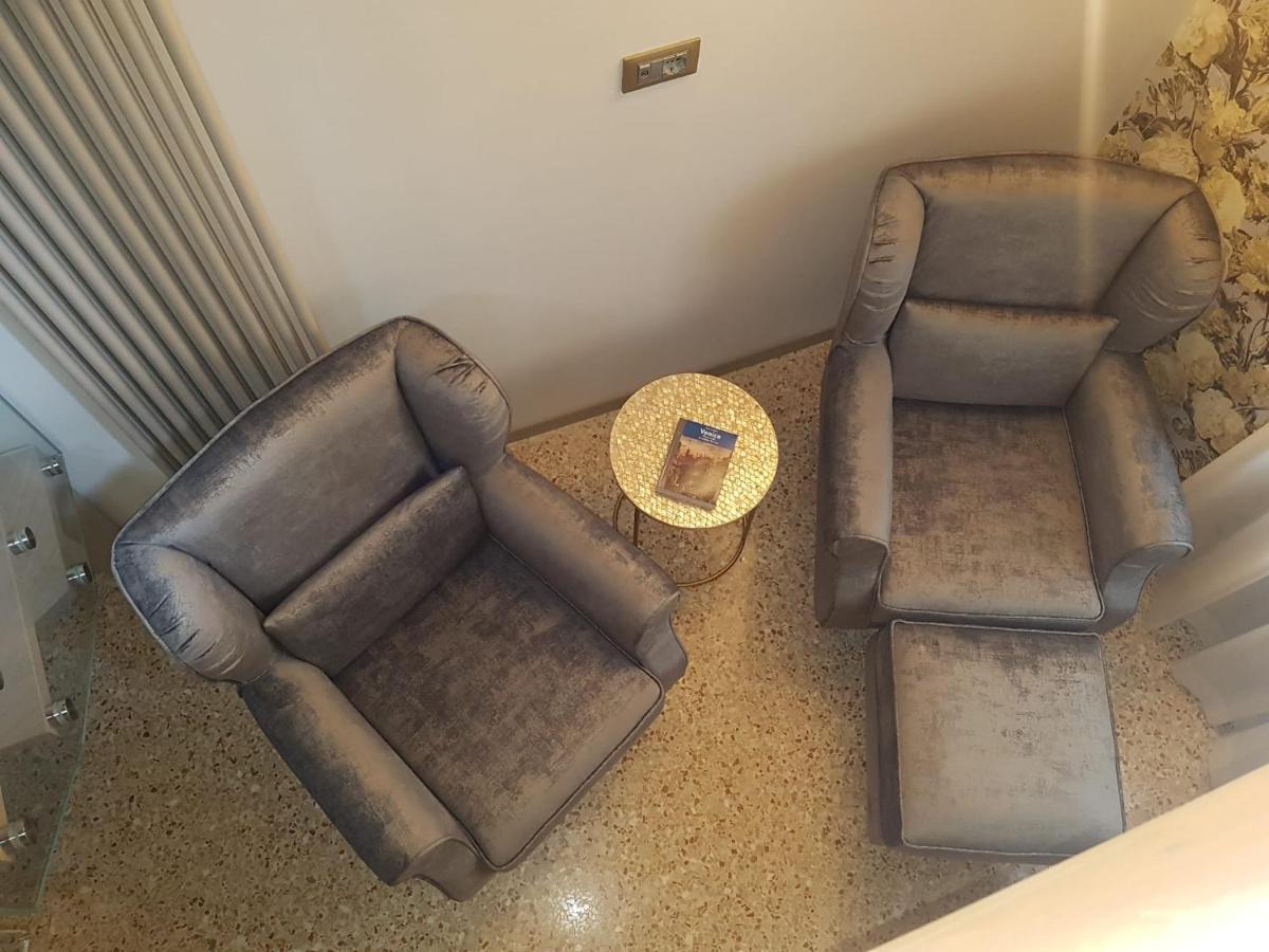 Ca' Cappello Venice Apartment 2 With Canal View Dış mekan fotoğraf